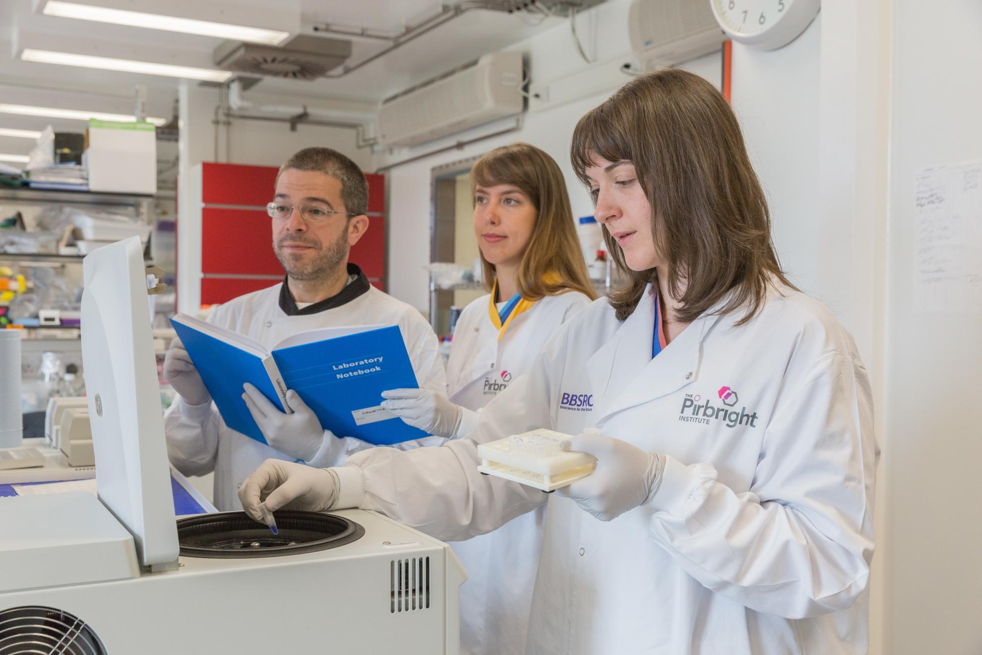 Training Male and female scientists at centrifuge